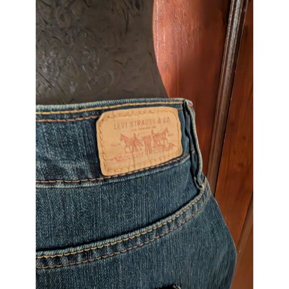 Levis Womens Denim Pencil Skirt Blue Mid-Rise Button Closure Back Pockets Size M - Picture 4 of 10